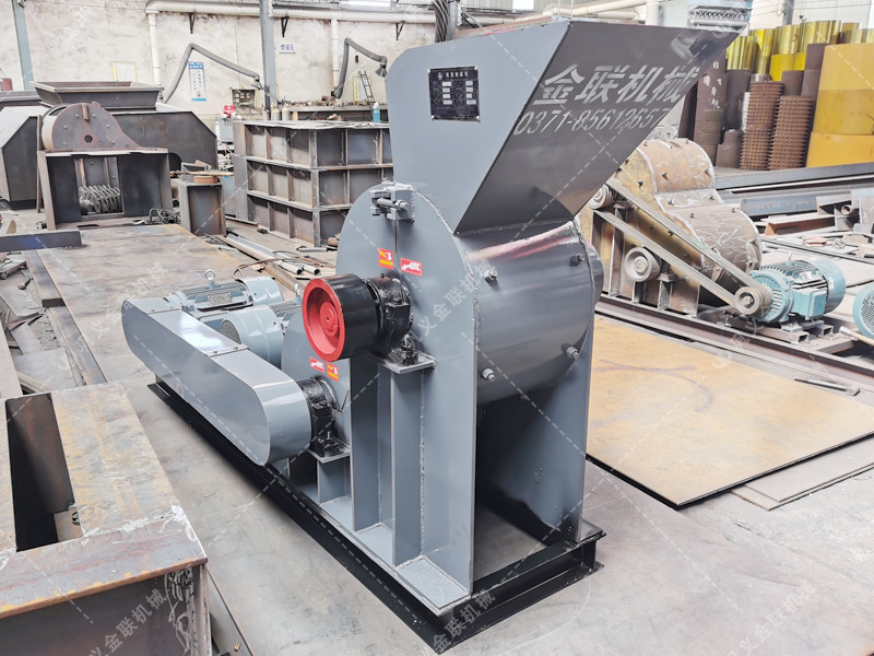 46小型雙級粉碎機發往山東圖片_破碎青石