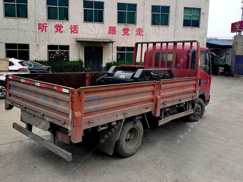 64對(duì)輥破碎機(jī)發(fā)貨_發(fā)往甘肅_破碎金礦石