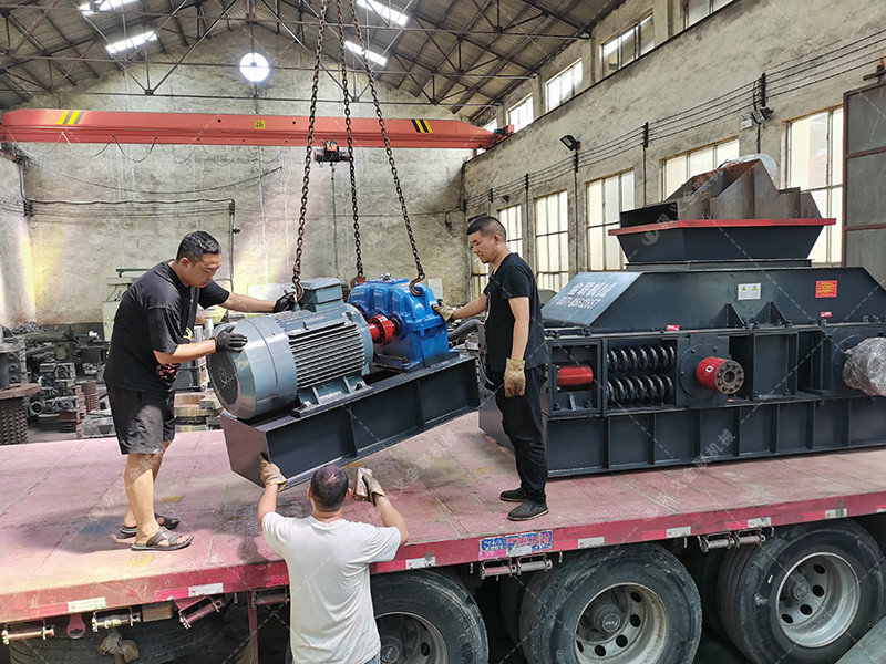 1208型半自動對輥破碎機發(fā)貨 破碎石英石